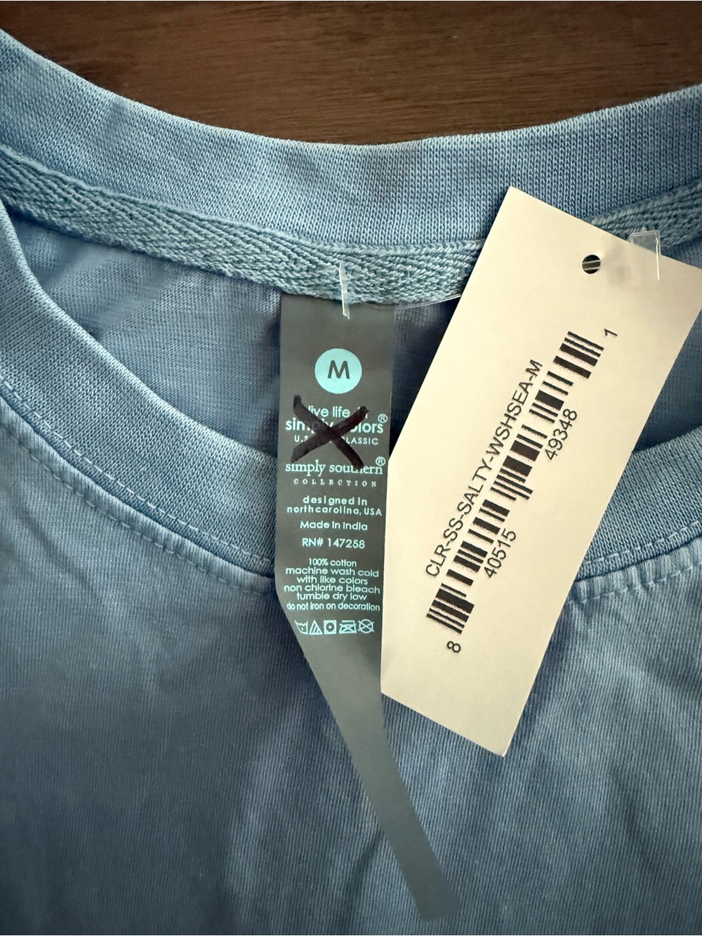 Simply Southern shirt woman’s size medium “salty soul” dog ocean summer - Picture 8 of 9